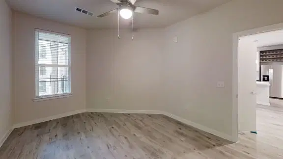 Bridge At Windsor Park, Austin – 1 Bed 1 Bath