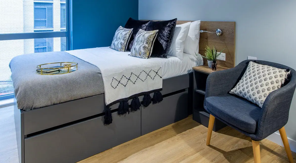 Crown House, Sheffield – Superior Studio