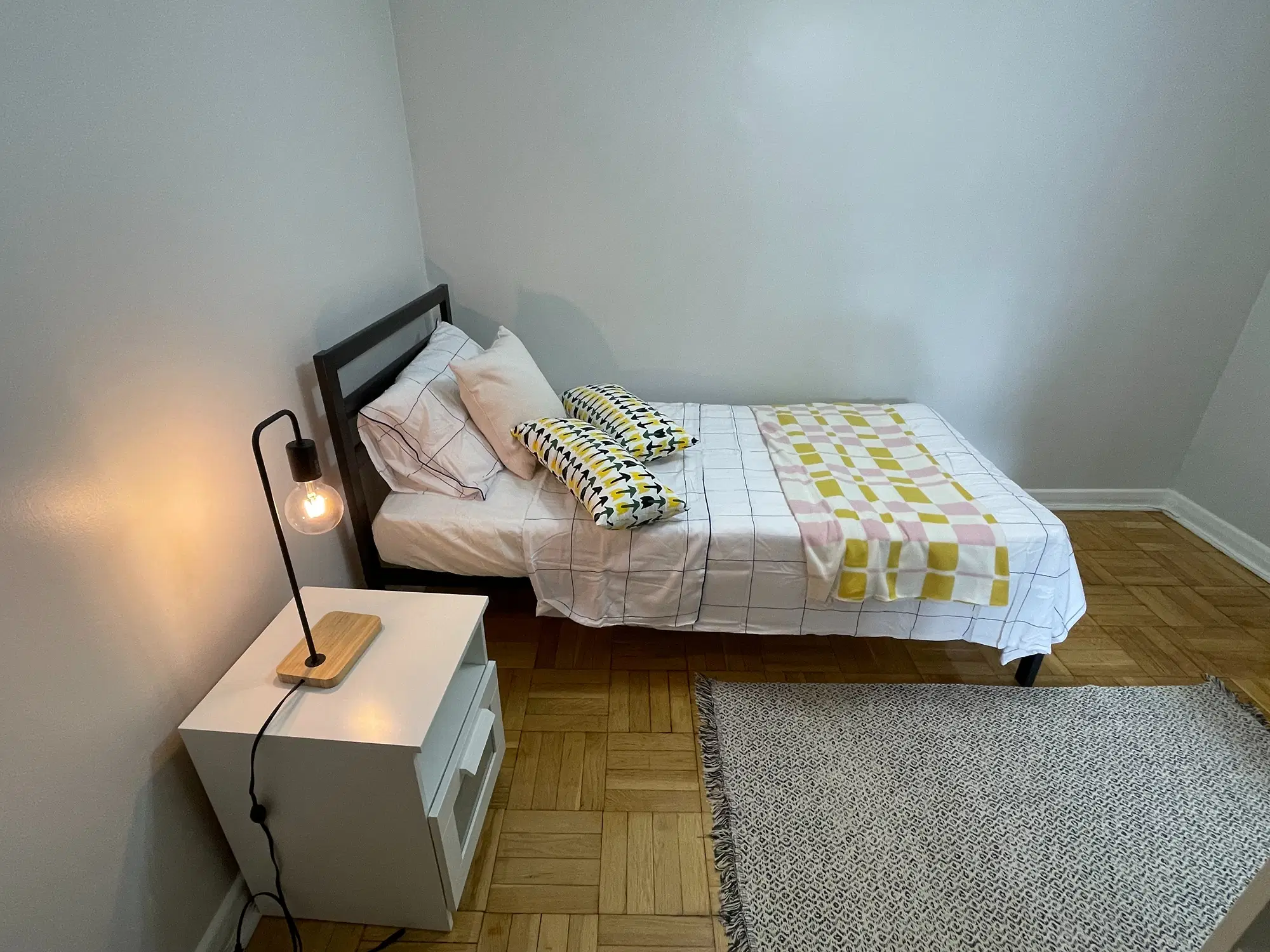 Heath Street, Toronto – Flex Room