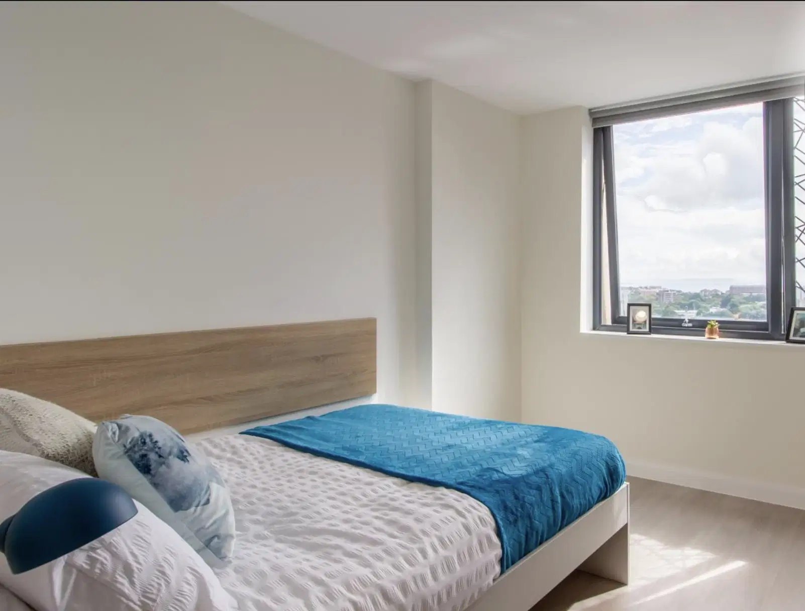 Skyline, Bournemouth – Penthouse Plus Studio