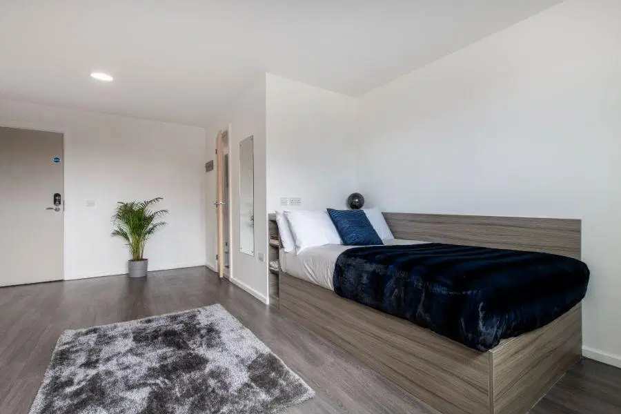 Hollis Croft, Sheffield – Ensuite Gold