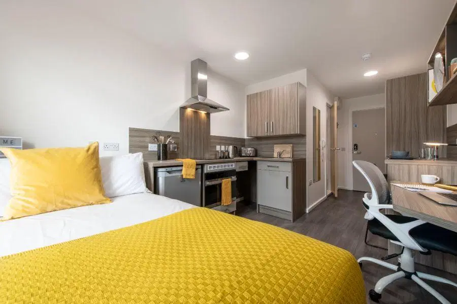Hollis Croft, Sheffield – Studio Silver
