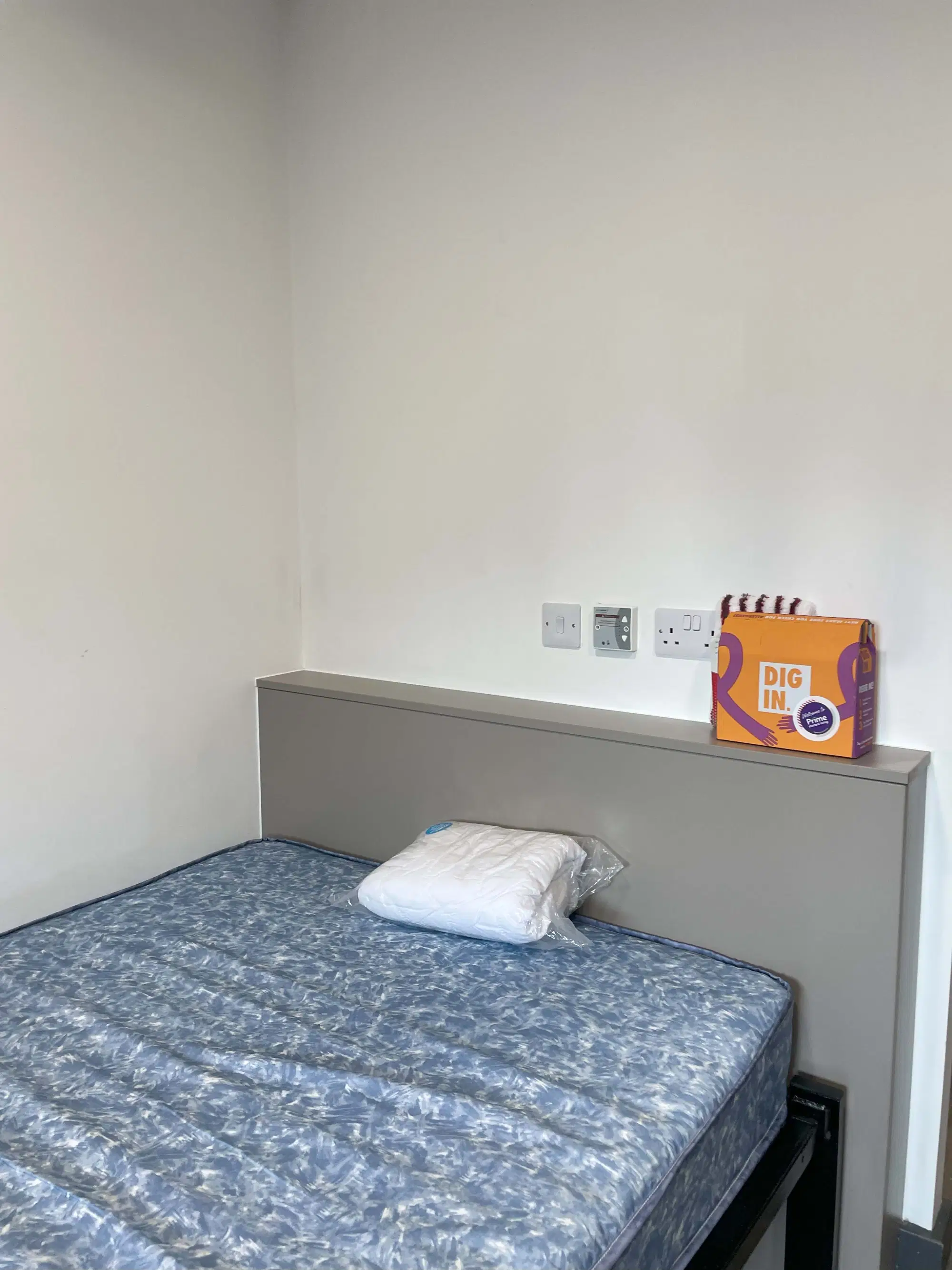 Sycamore House, Leeds – Deluxe Studio