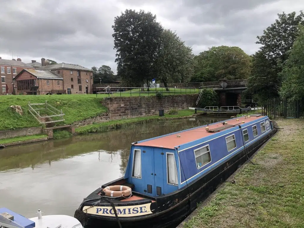 Waterside Court, Chester – Exterior