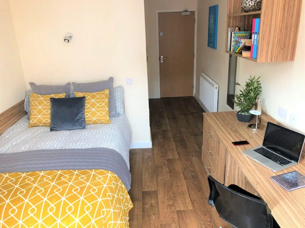 Waterside Court, Chester – Deluxe En-Suite