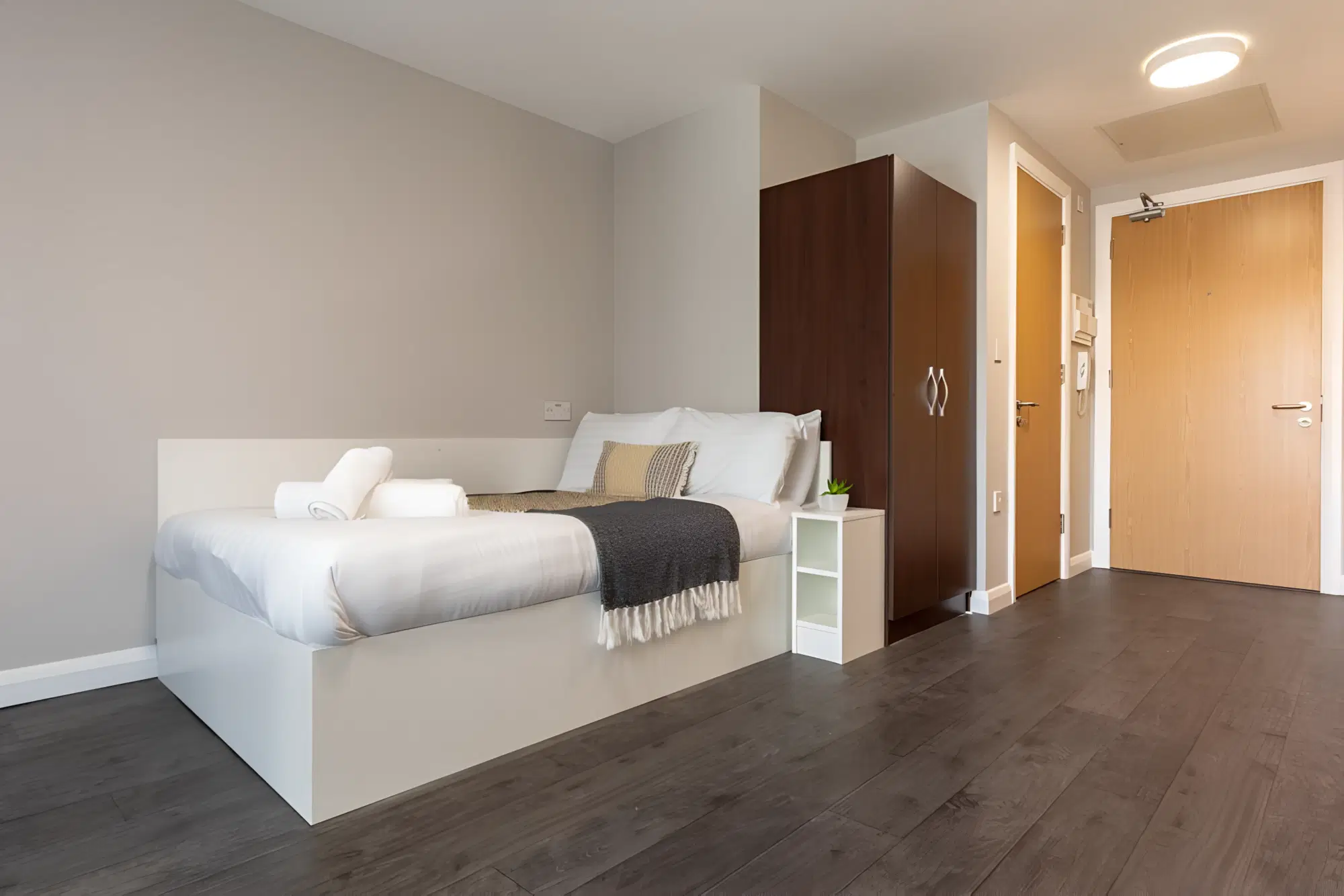 One Islington Plaza, Liverpool – Deluxe Studio