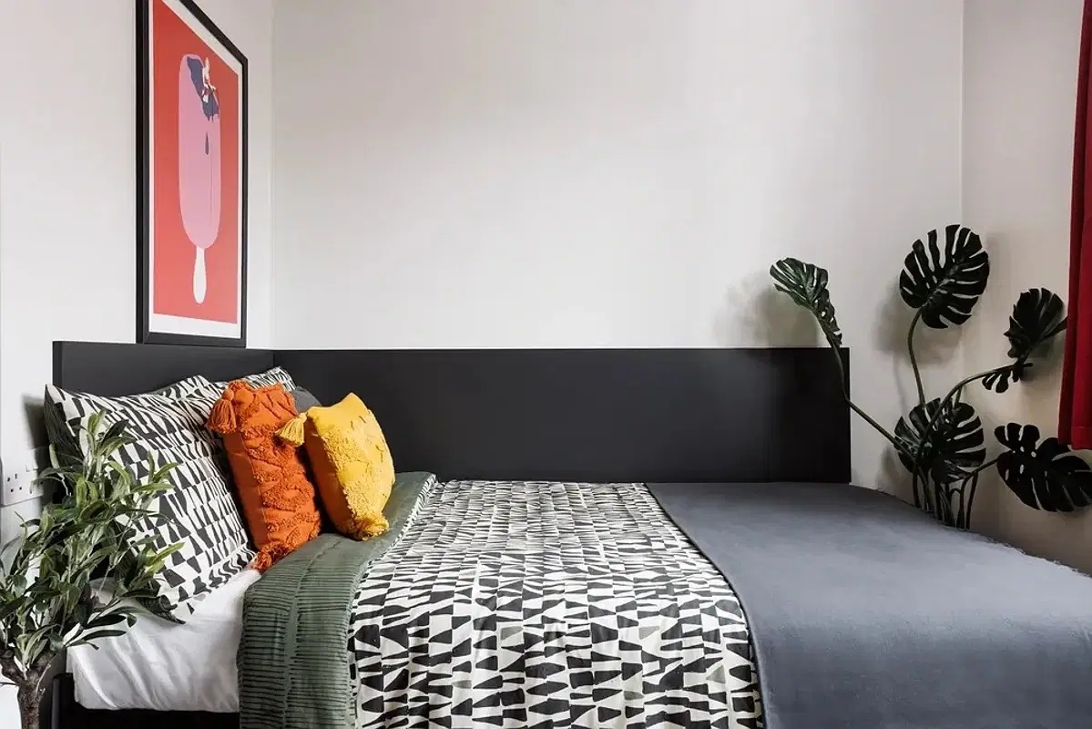 Clarence Dock Village, Leeds – Standard Ensuite