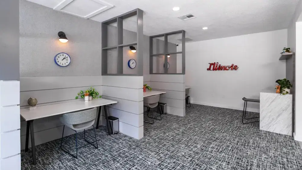 The Forge on Lincoln, Urbana – Amenities