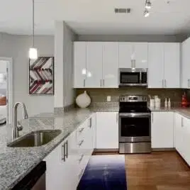Monument Village, College Park – Kitchen