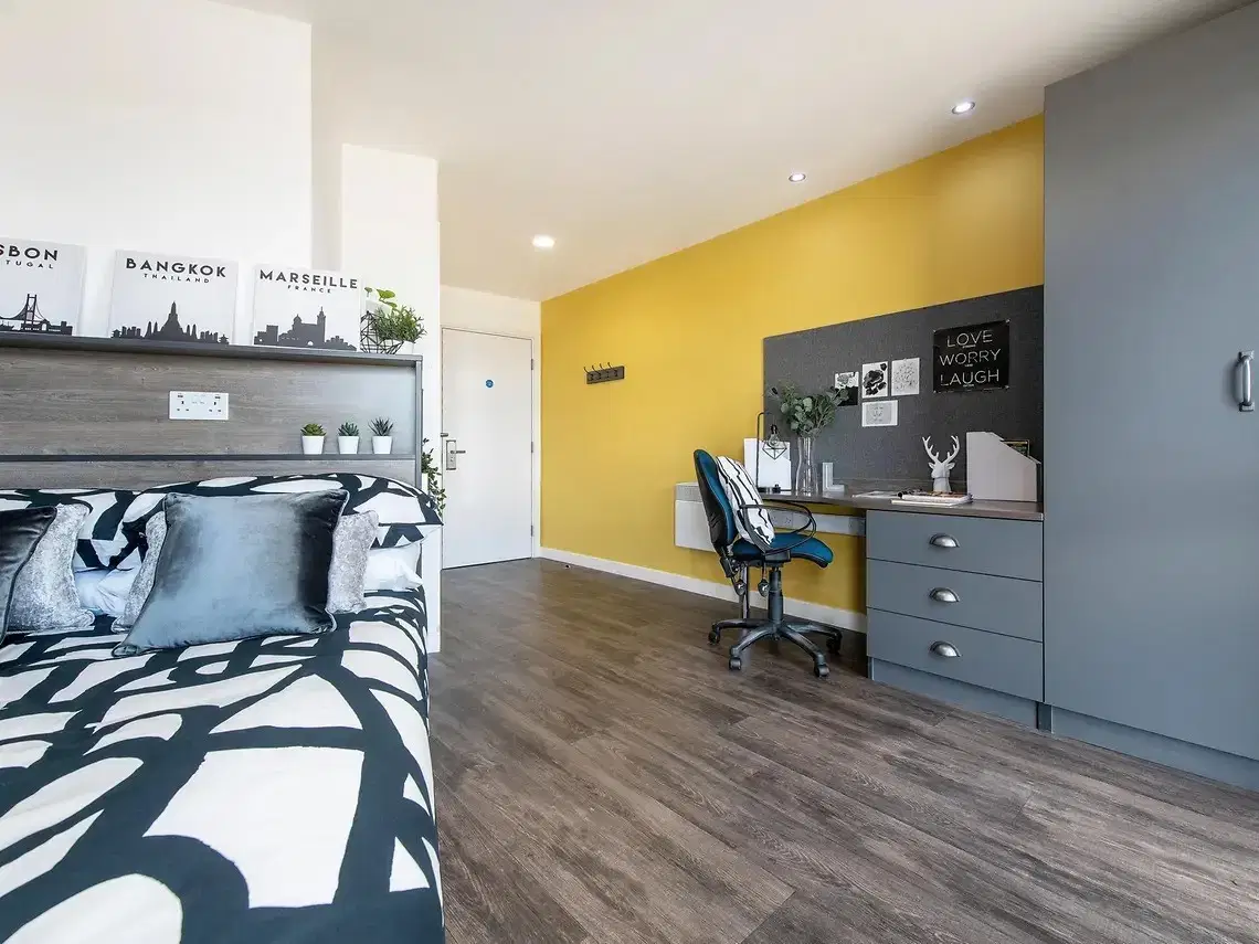 Yugo Bentley House, Birmingham – Deluxe Ensuite