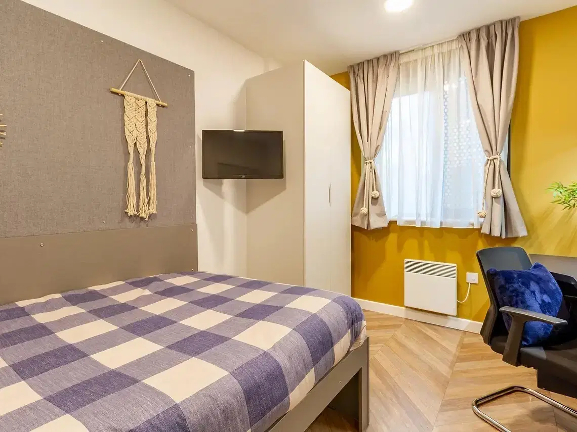 Yugo Belaton House, Bournemouth – Standard - 2 Bed Flat