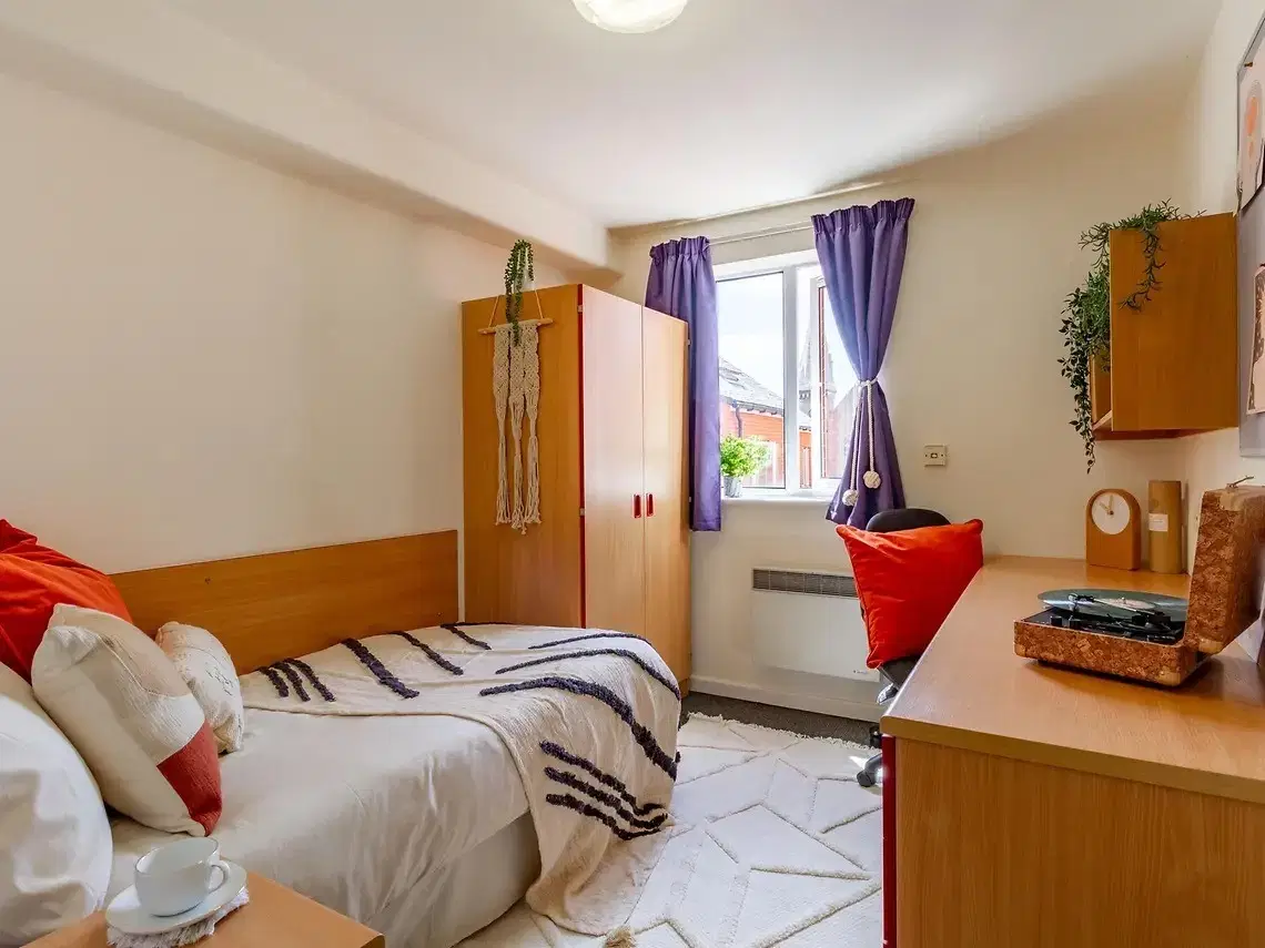 Yugo Park Court, Lincoln – Classic Ensuite