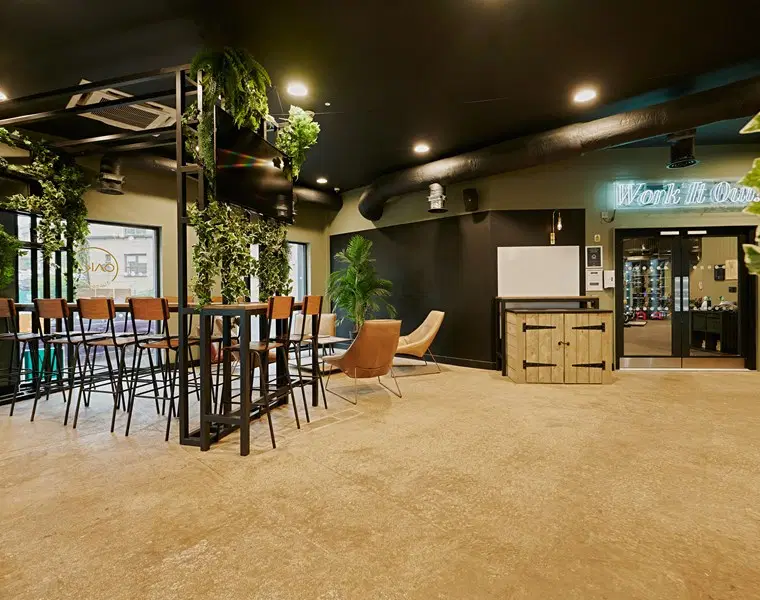 Glasgow West End, Glasgow – Common Area