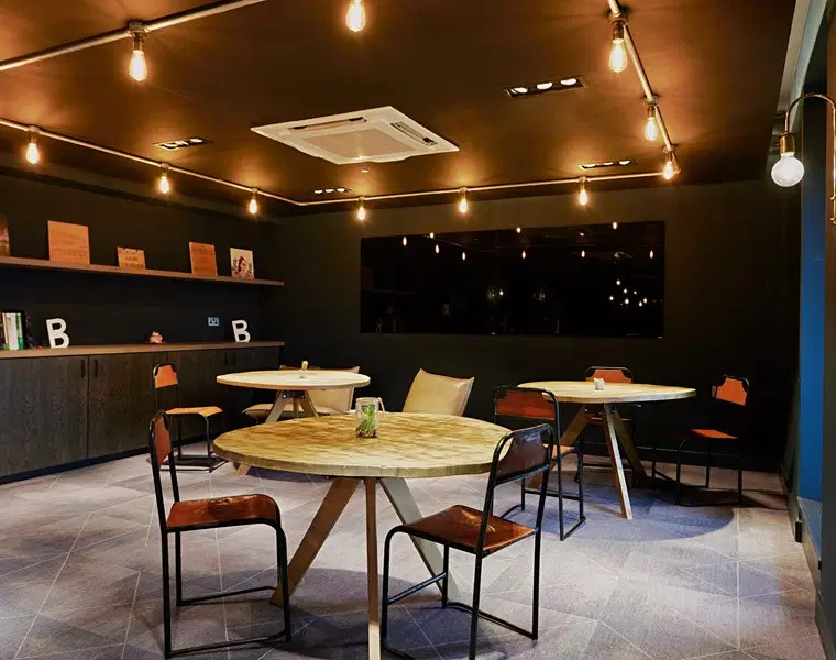 Glasgow West End, Glasgow – Common Area