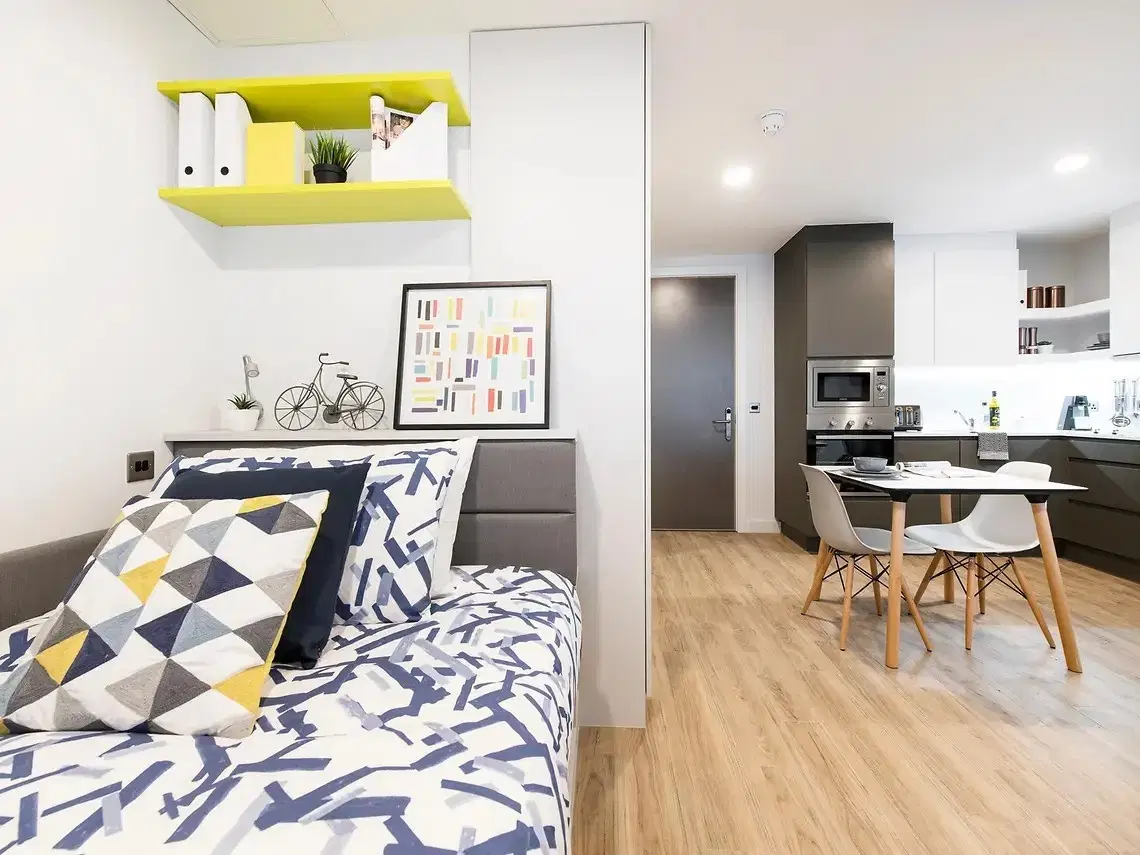 Yugo Ardcairn House, Dublin – Classic Studio