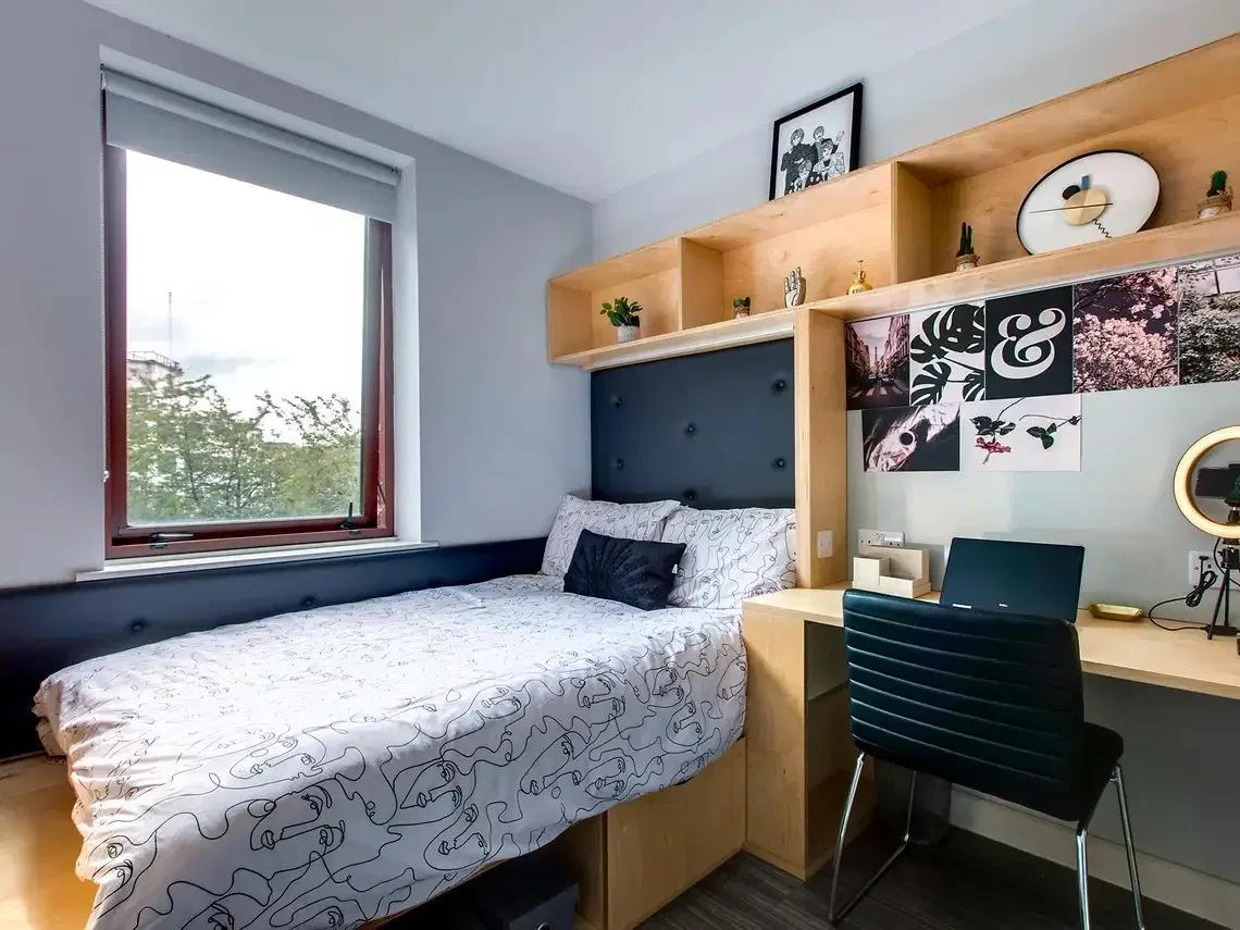 Yugo Broadstone Hall, Dublin – Premium Plus En Suite