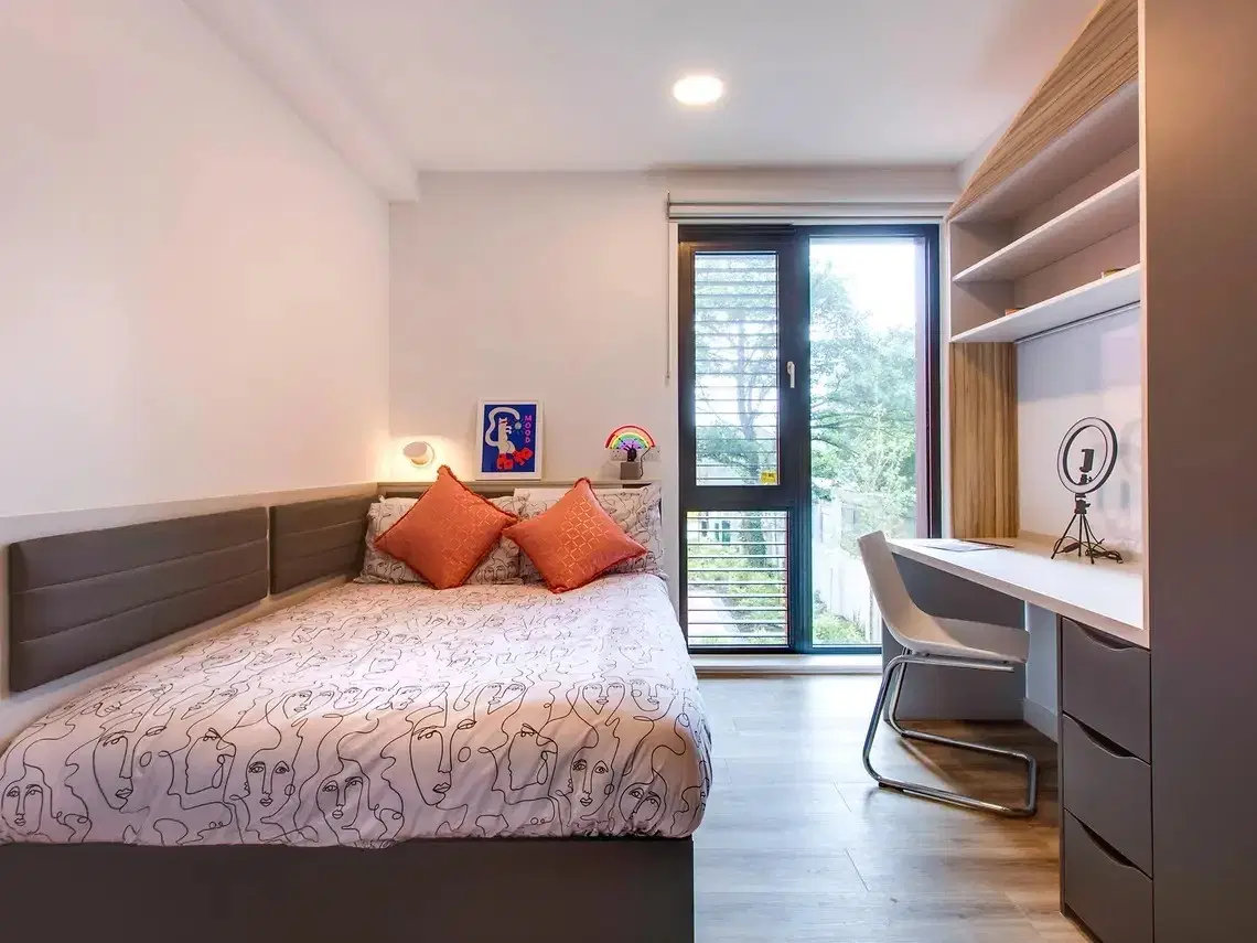 Yugo Highfield Park, Dublin – Townhouse Standard Ensuite