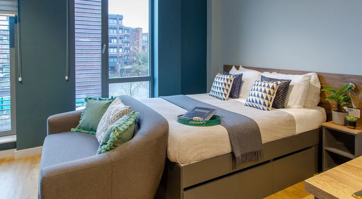 Crown House, Sheffield – Luxury Plus Studio