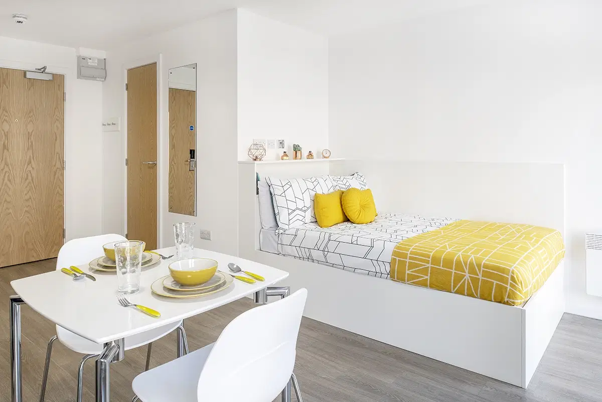 Pittodrie Street, Aberdeen – Studio Platinum