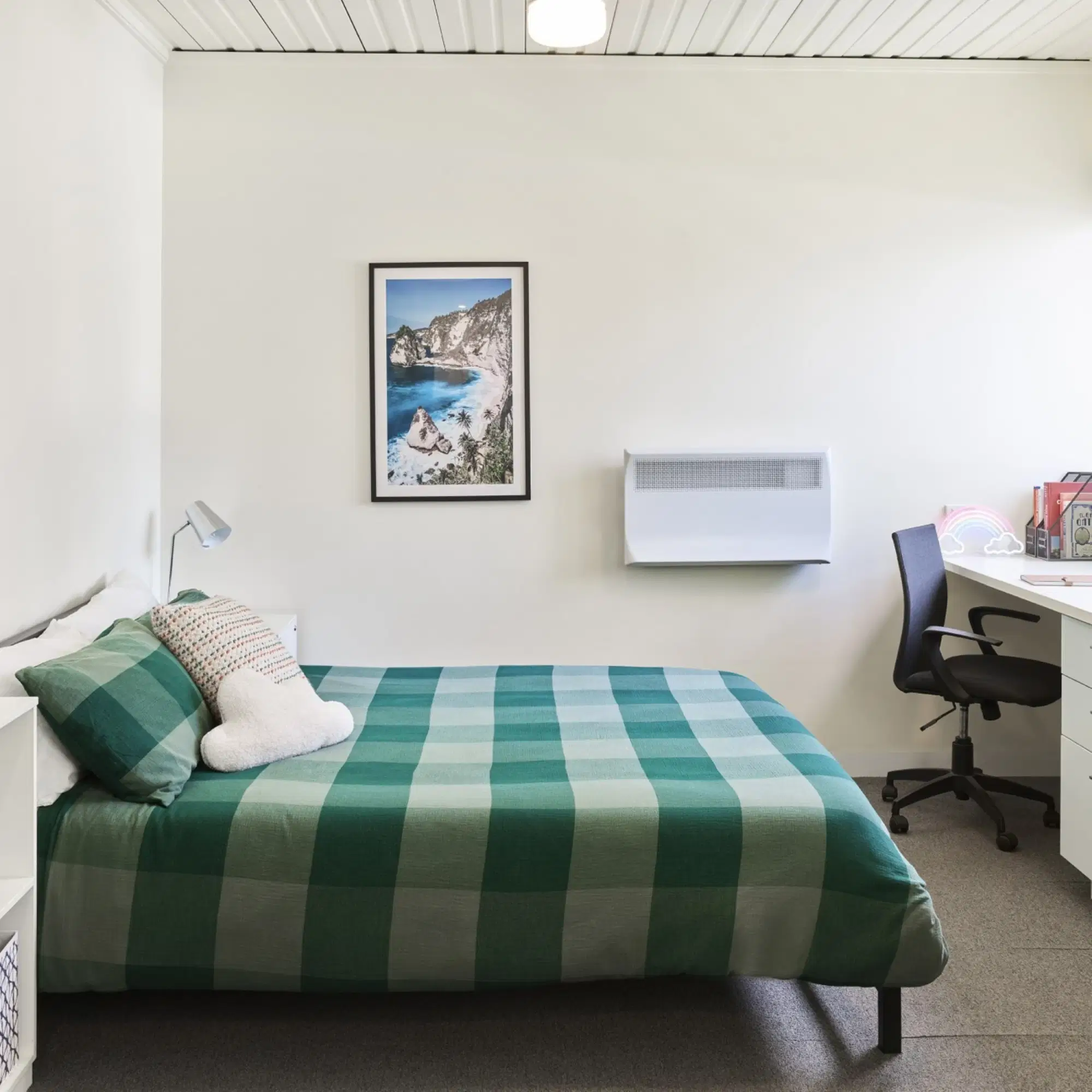 Student Village The University Of Melbourne Campus, Melbourne – Superior Studio Apartment