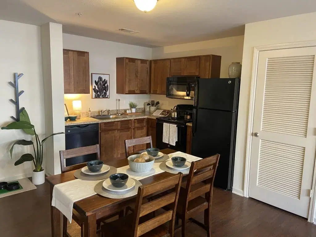 Varsity House Gainesville, Gainesville – Kitchen