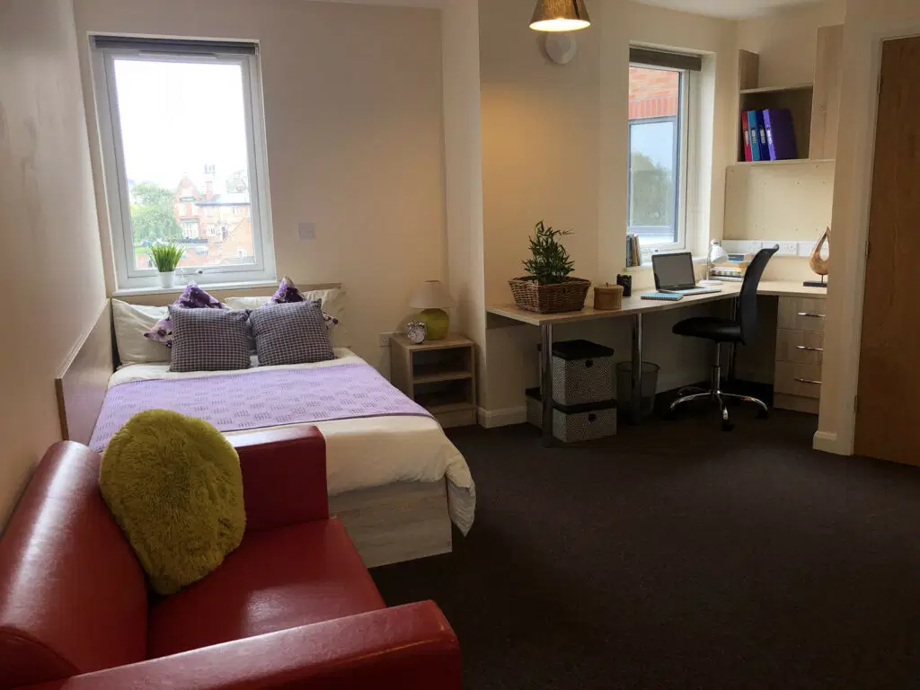 Jubilee Court, Preston – Premier Luxe Studio