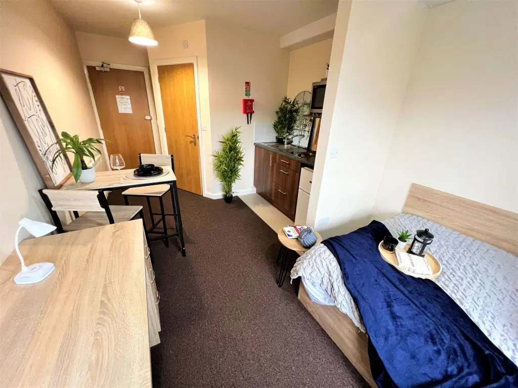 Jubilee Court, Preston – Deluxe Studio