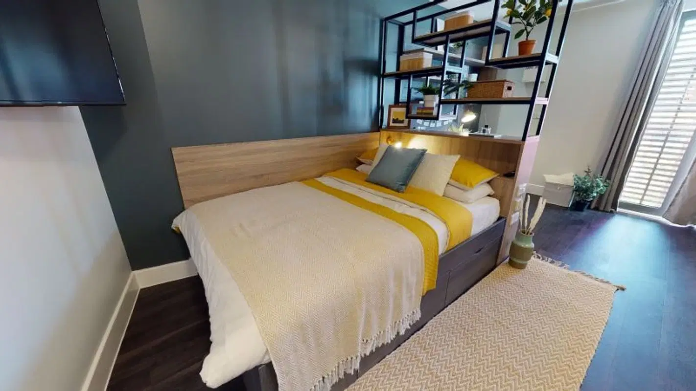 iQ Abacus House, Brighton – Platinum Studio Plus