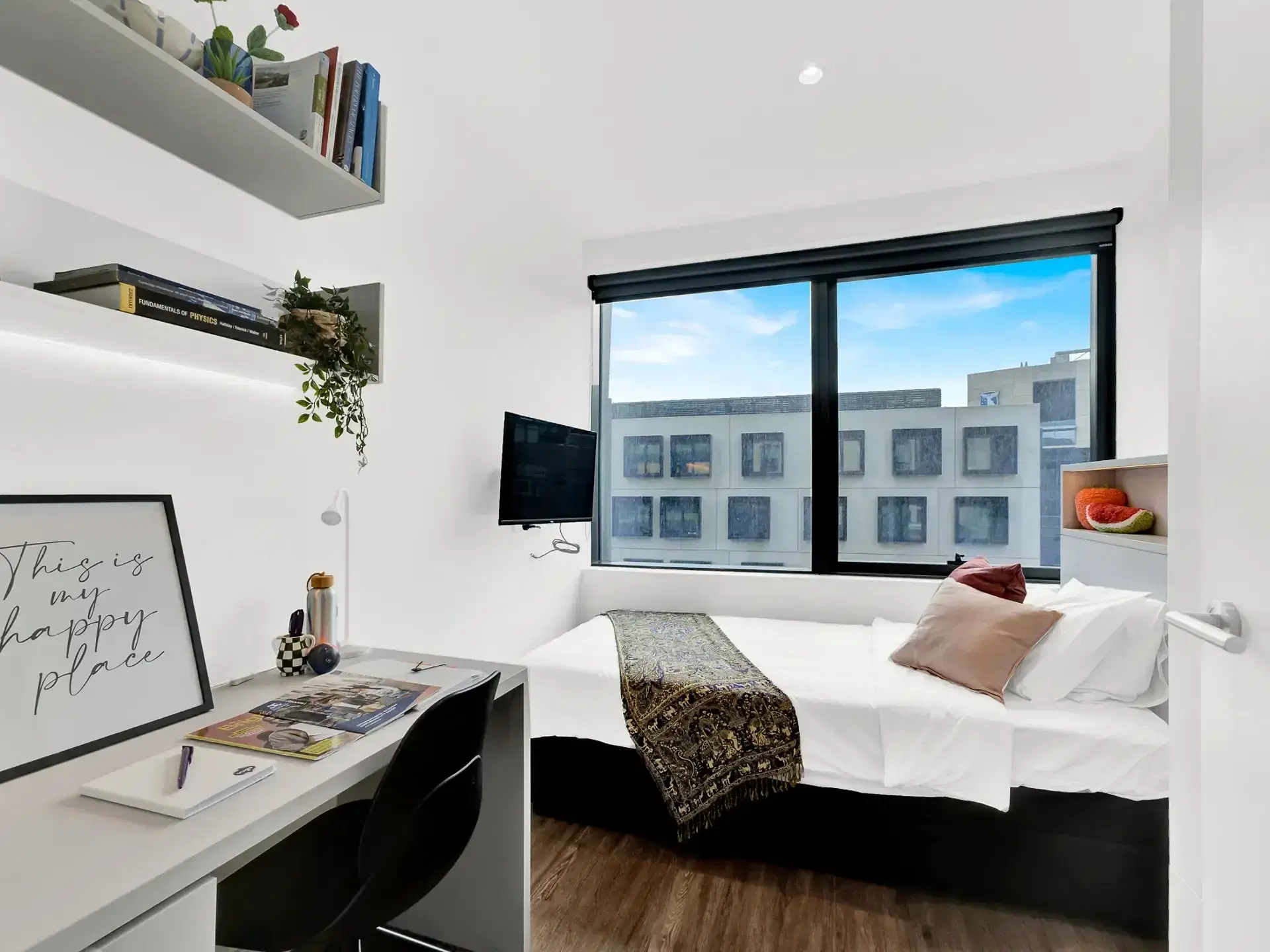 Yugo Berkeley Street, Melbourne – 6 Bed Townhouse City View