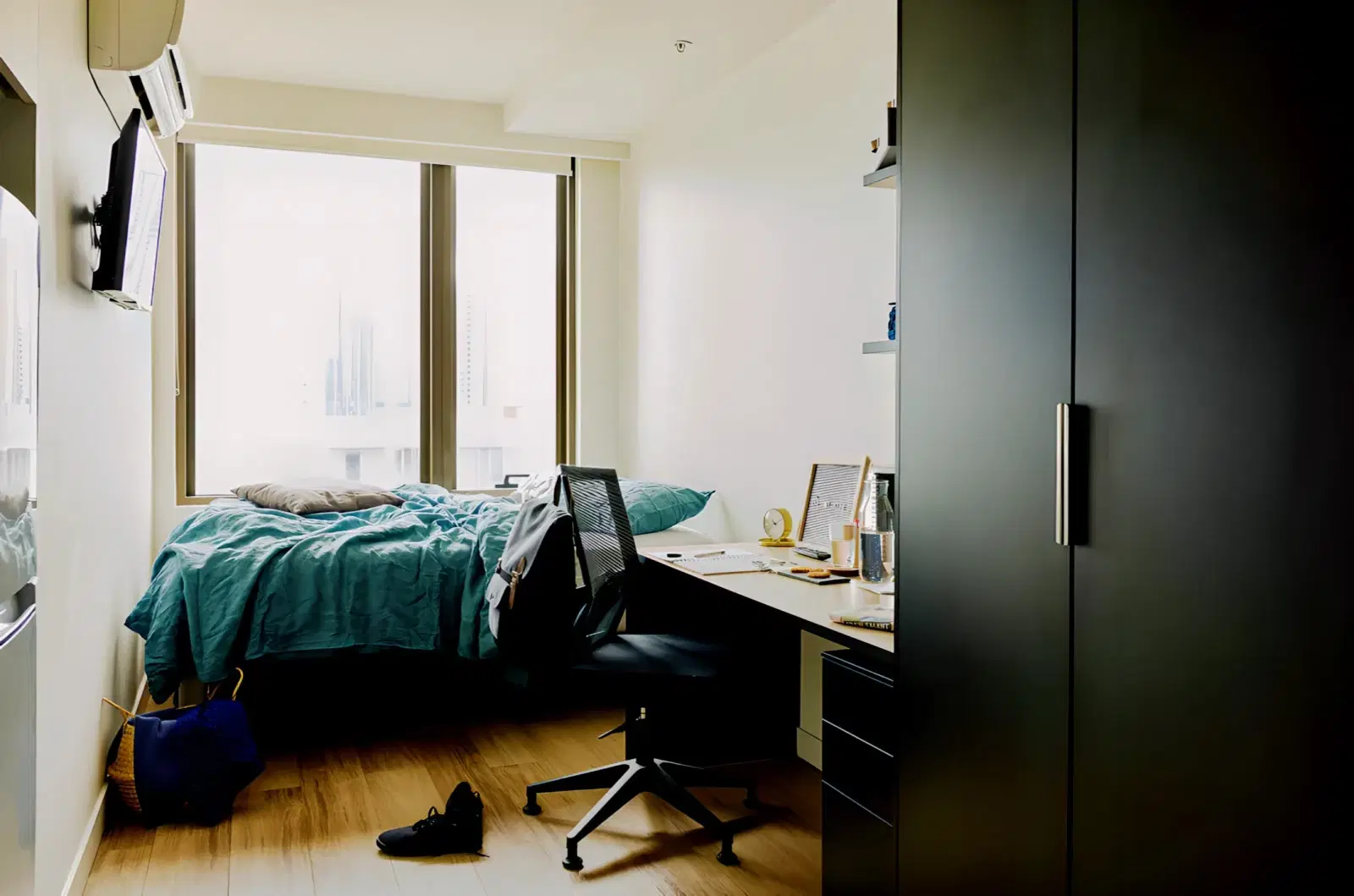 Scape La Trobe, Melbourne – 6 Bedroom Shared Bathroom, King Single Bed