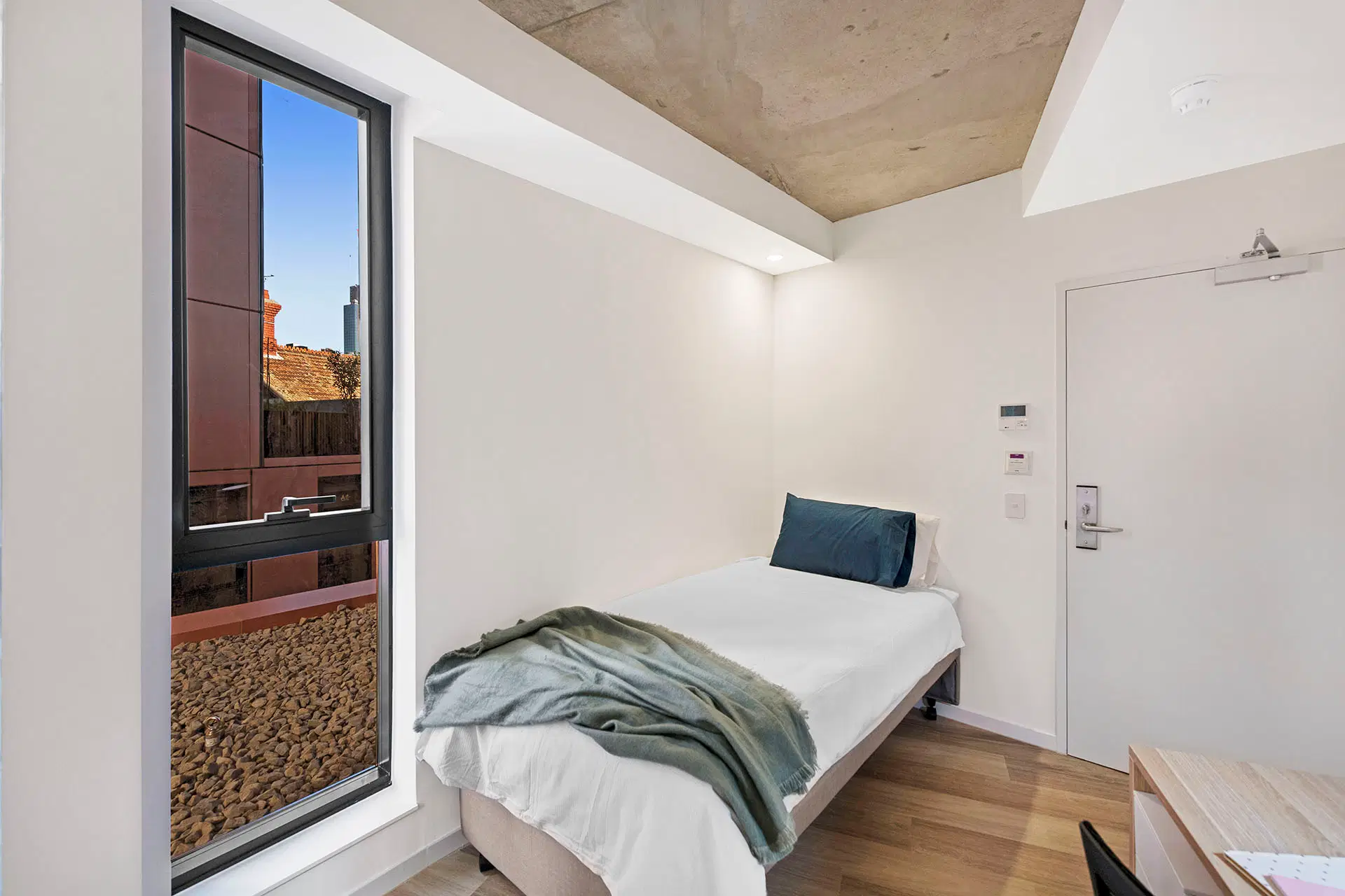 Scape Peel, Melbourne – 5 Bedroom Shared Bathroom, King Single Bed