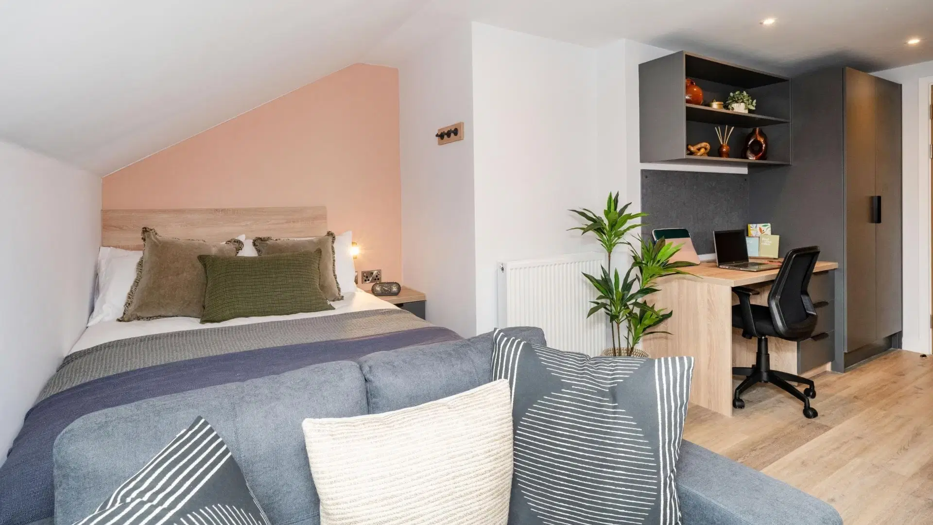 Headrow Court, Leeds – Skylight Plus Studio