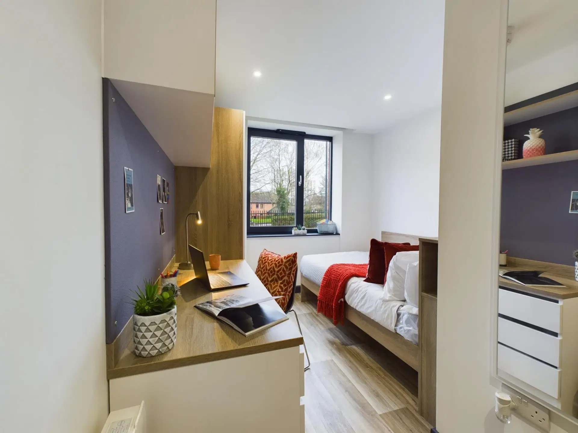 Eden Square, Coventry – Bronze Ensuite