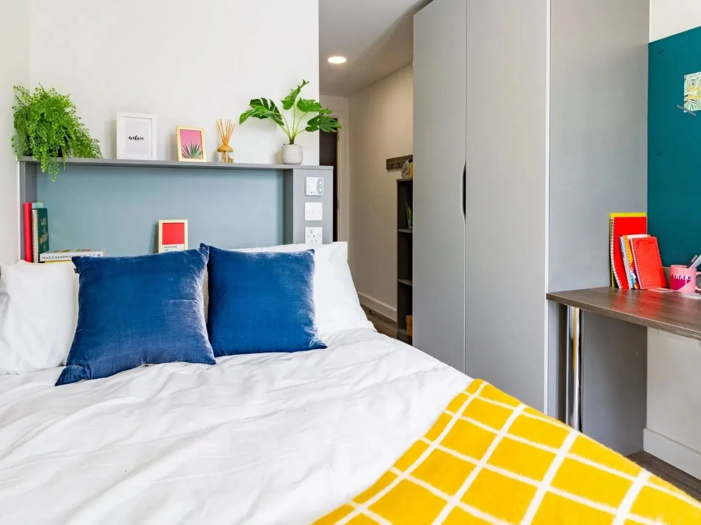 The Gate, Sheffield – Bronze En Suite