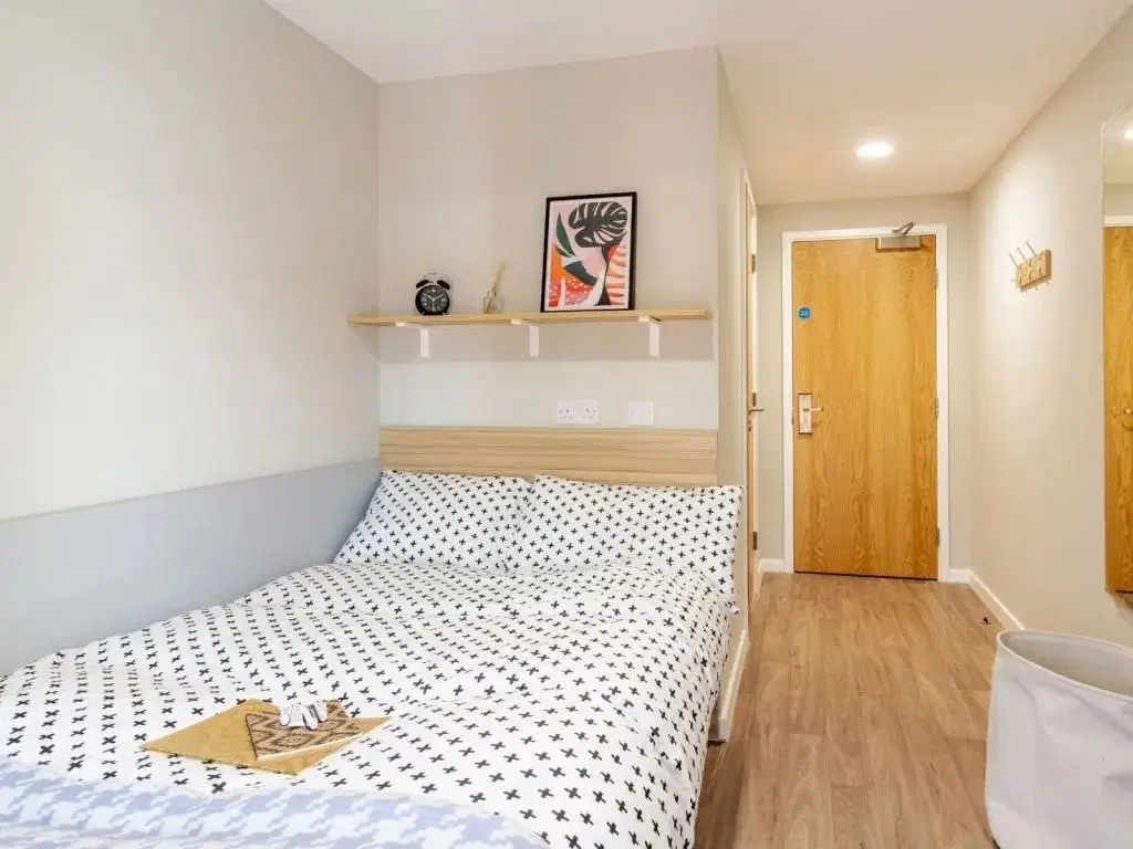 Gulson Gardens, Coventry – Skyline En Suite