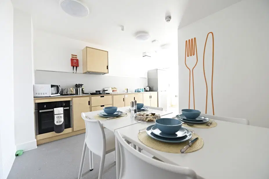 Surrey House, London – Kitchen