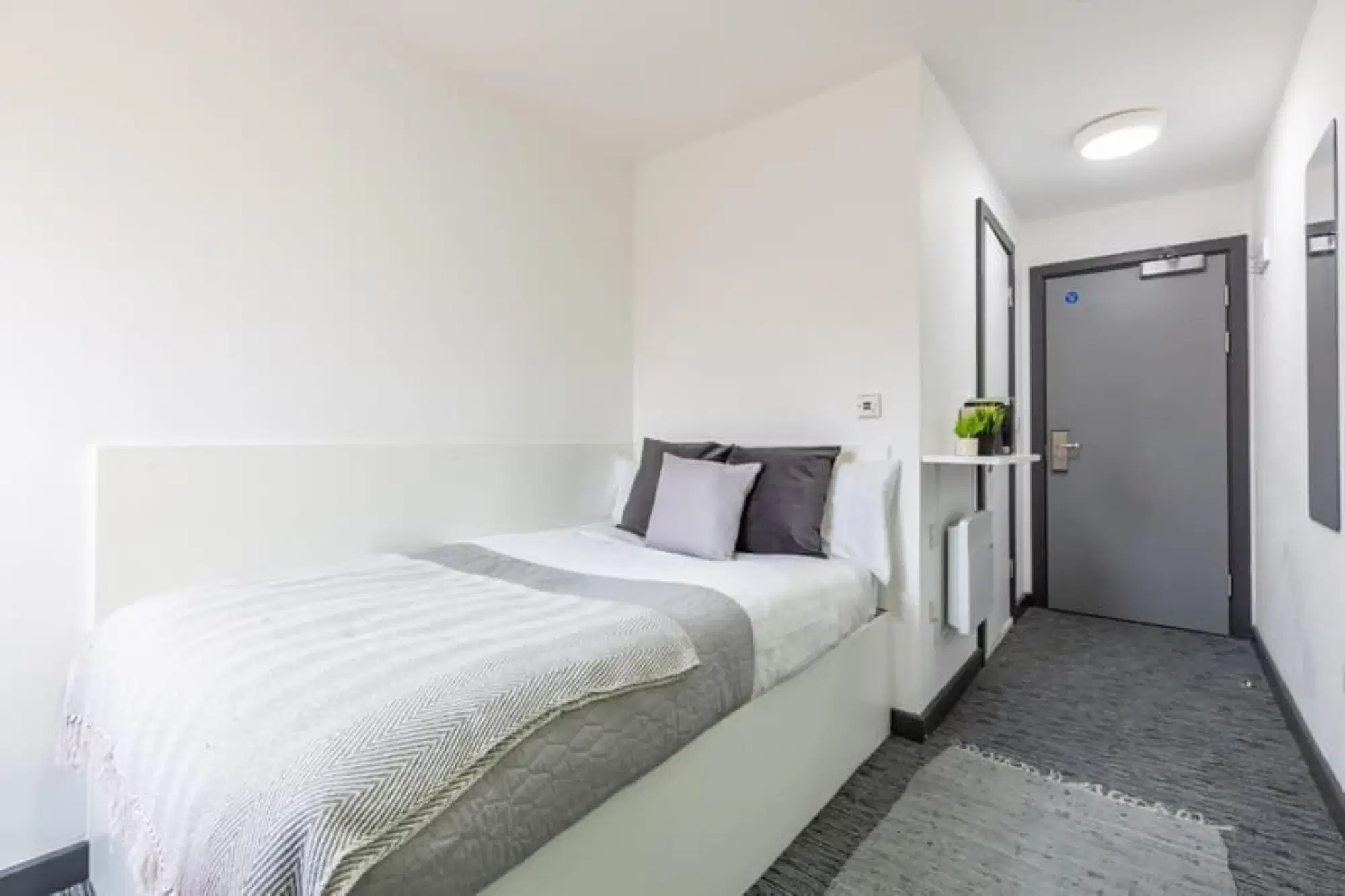 Glassworks, Liverpool – Standard Plus En-suite