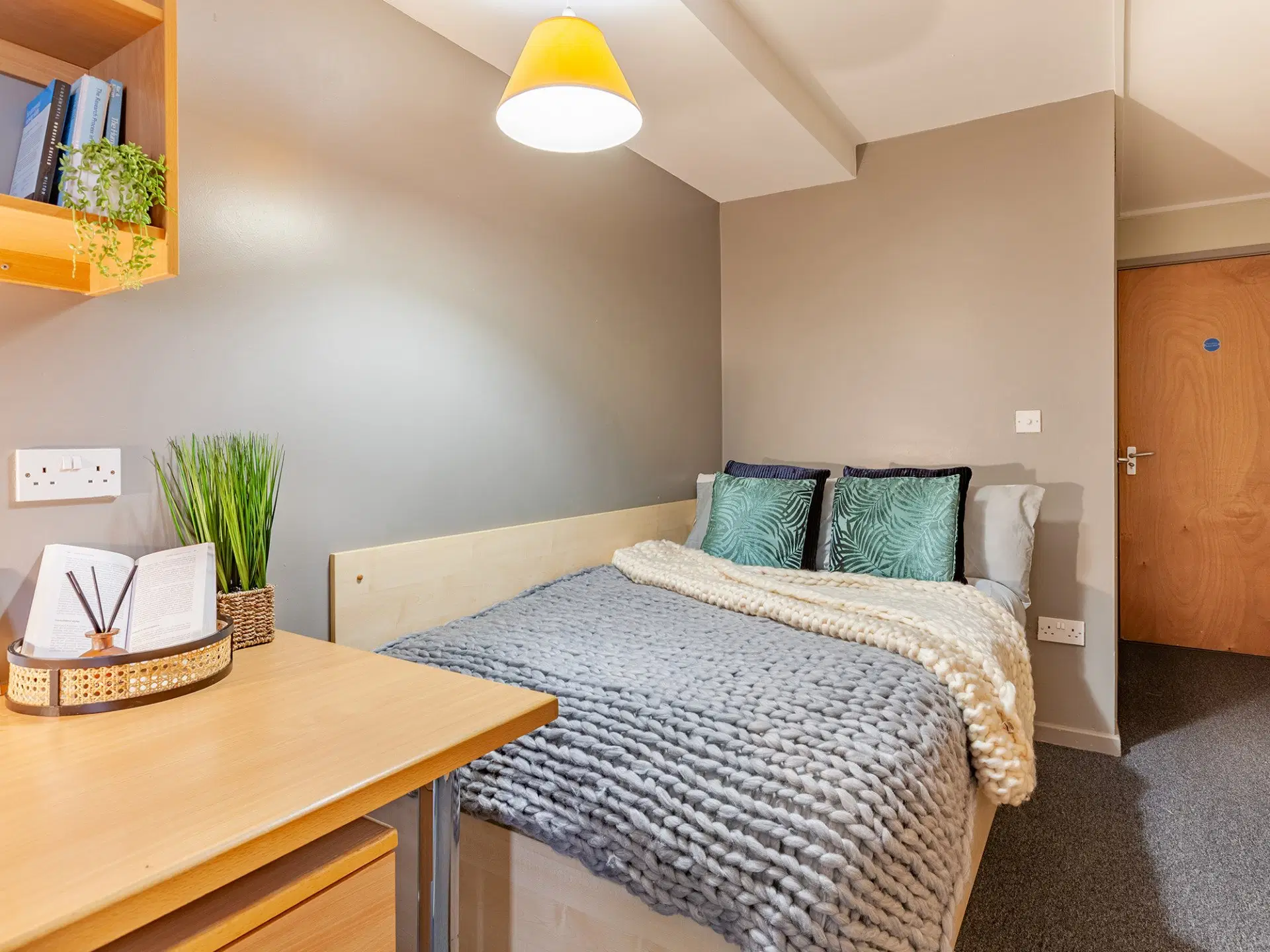 Devonshire Courtyard, Sheffield – Premium Ensuite