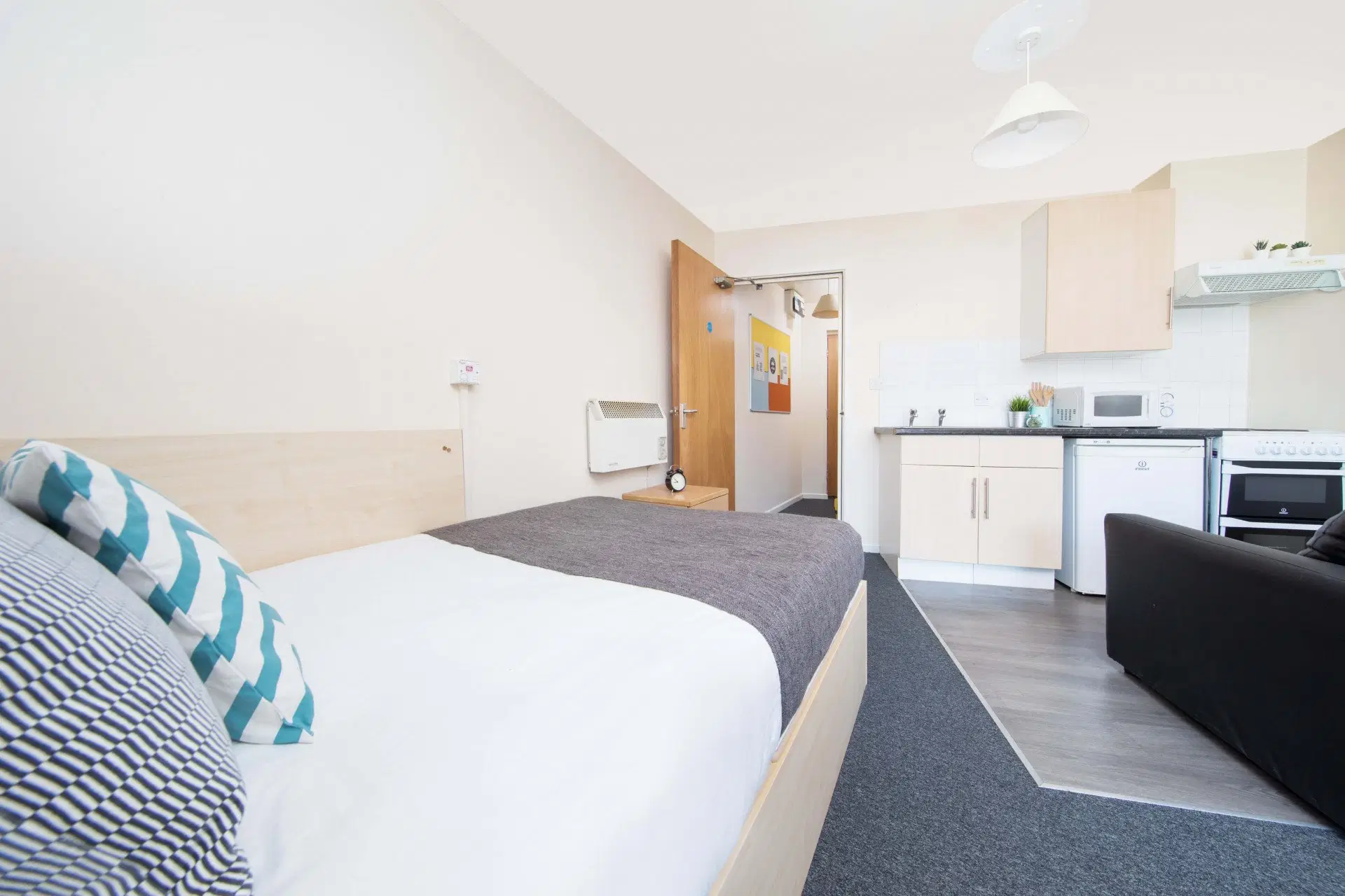 Devonshire Courtyard, Sheffield – Classic Studio