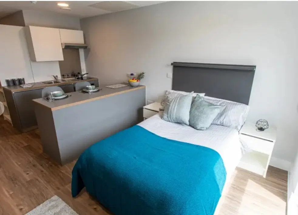 West Way Square, Oxford – Deluxe Studio Terrace