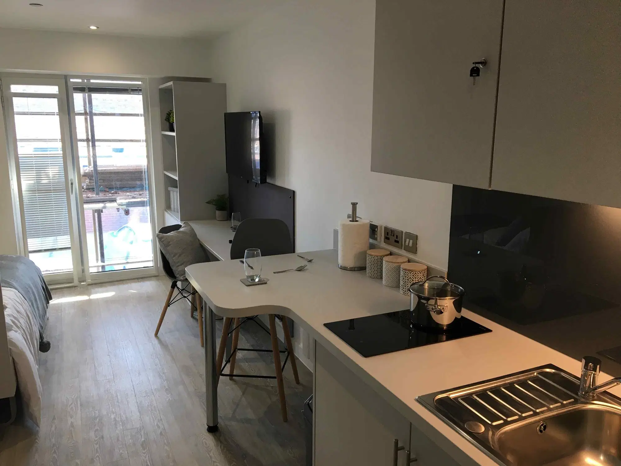 The Metropolis, Newcastle Under Lyme – Amenities