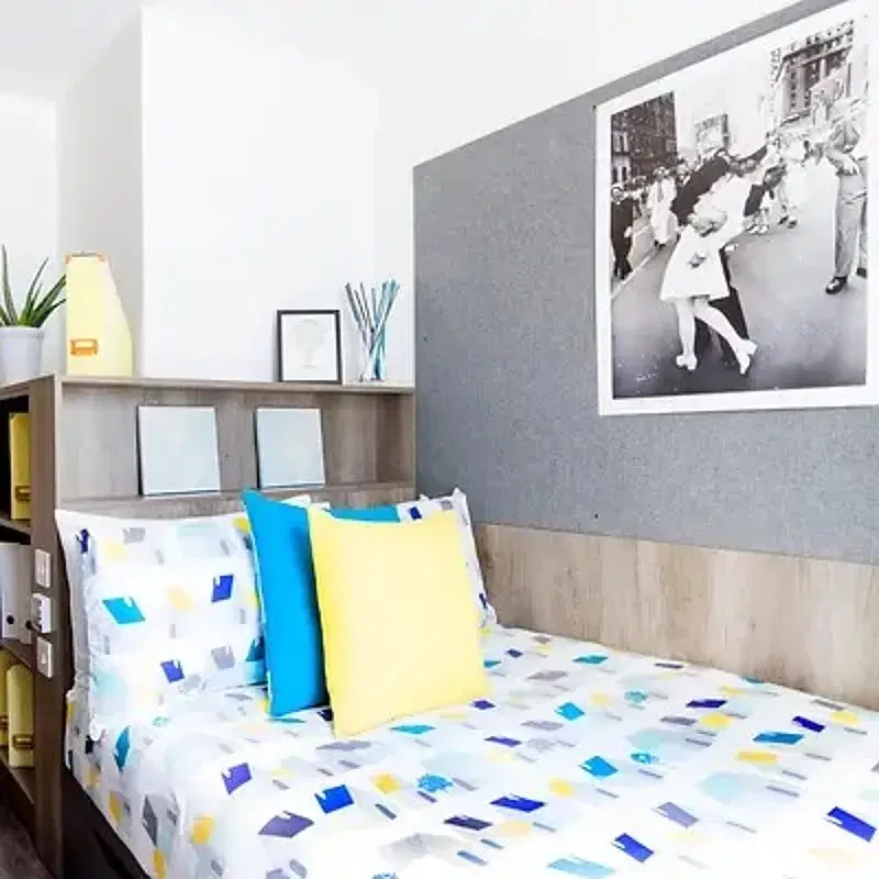 Yugo Catherine House, Portsmouth – 1 Bed Flat
