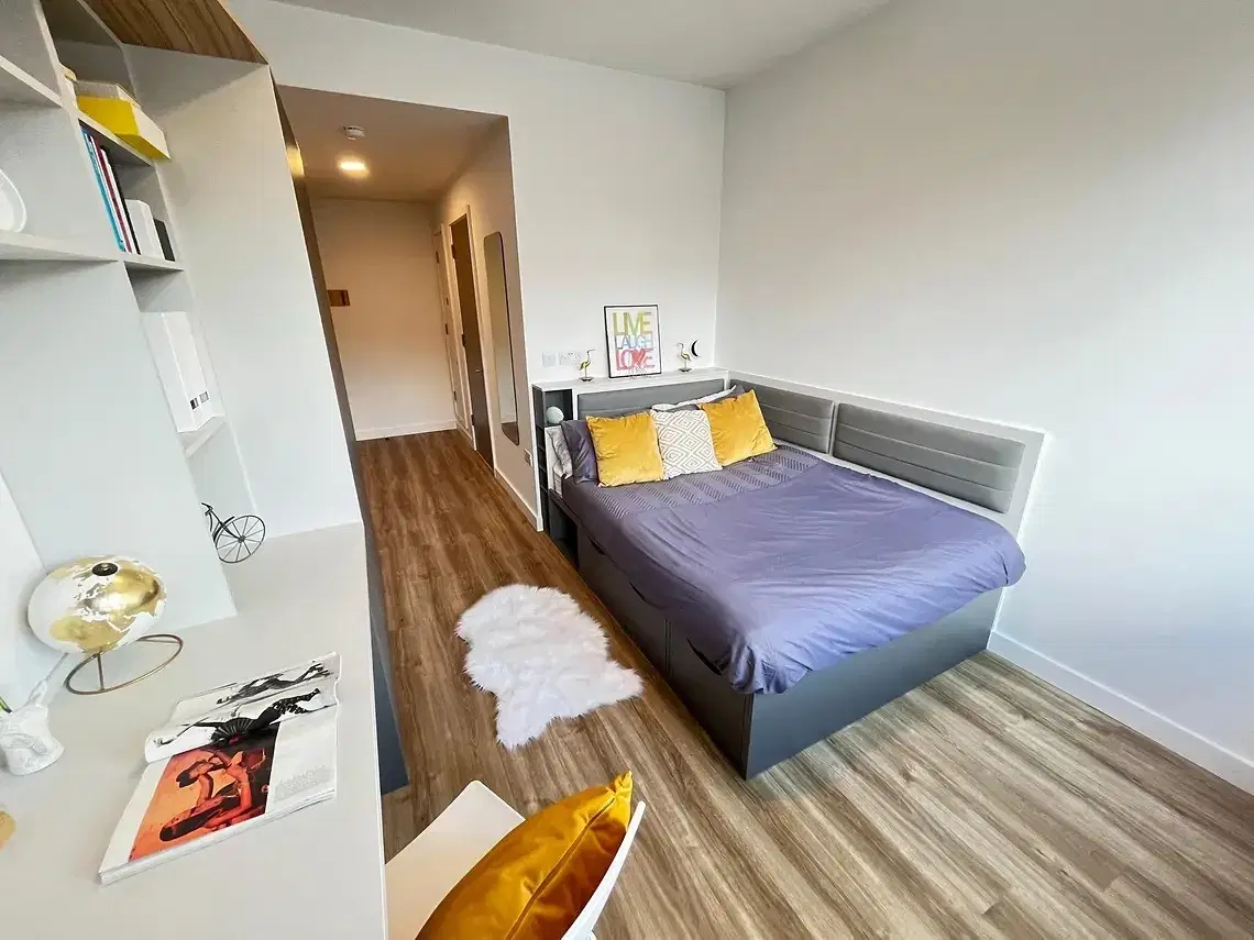 Yugo Highfield Park, Dublin – Classic Ensuite