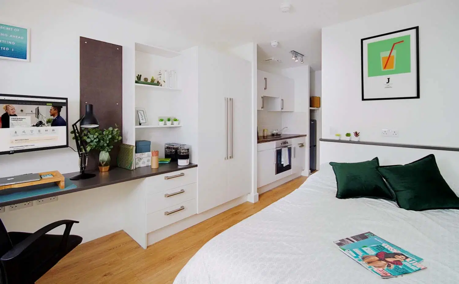 Code Fairfax Street, Coventry – Large Classic Studio