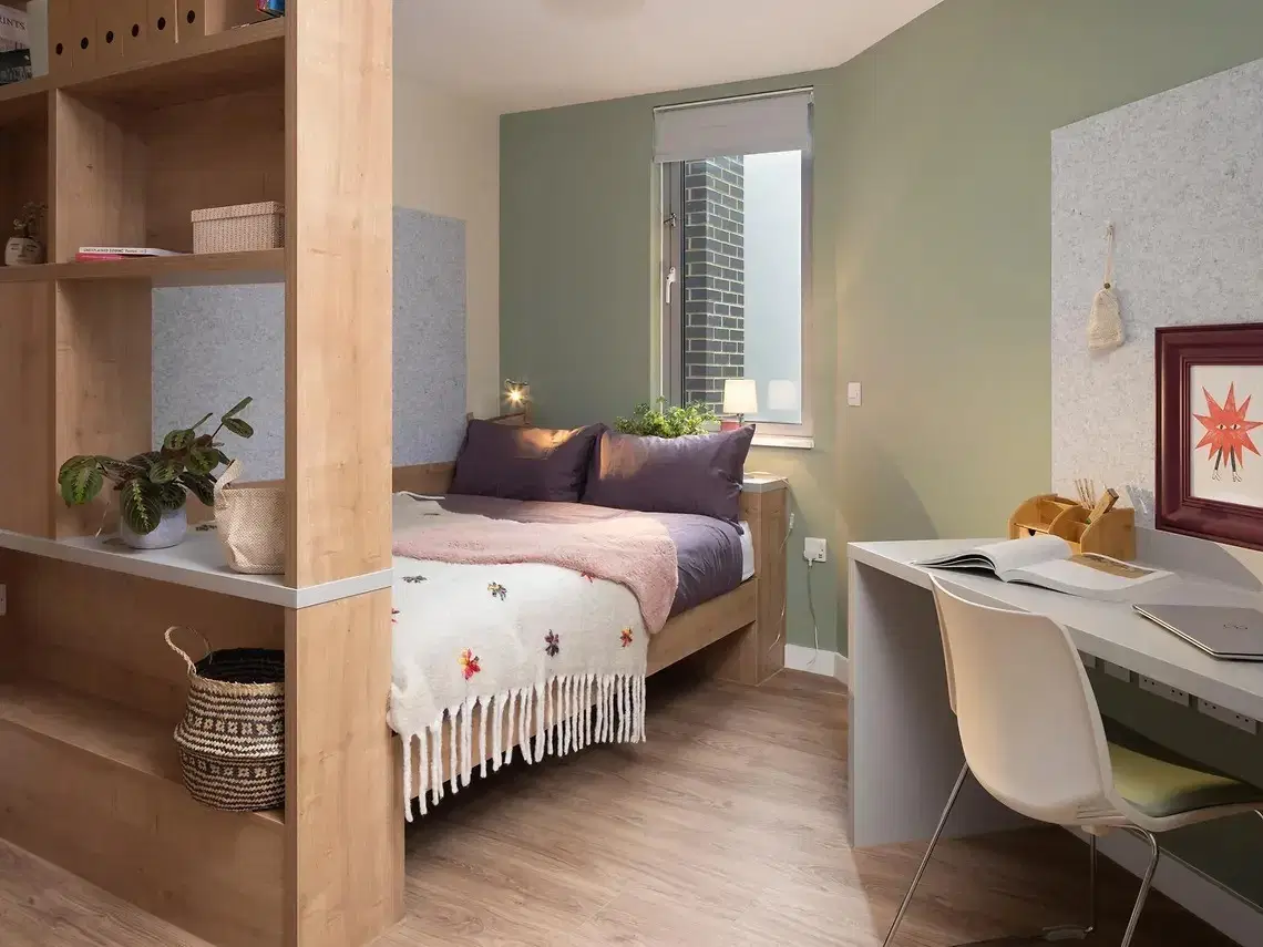 Yugo The Curve, London – Double Studio