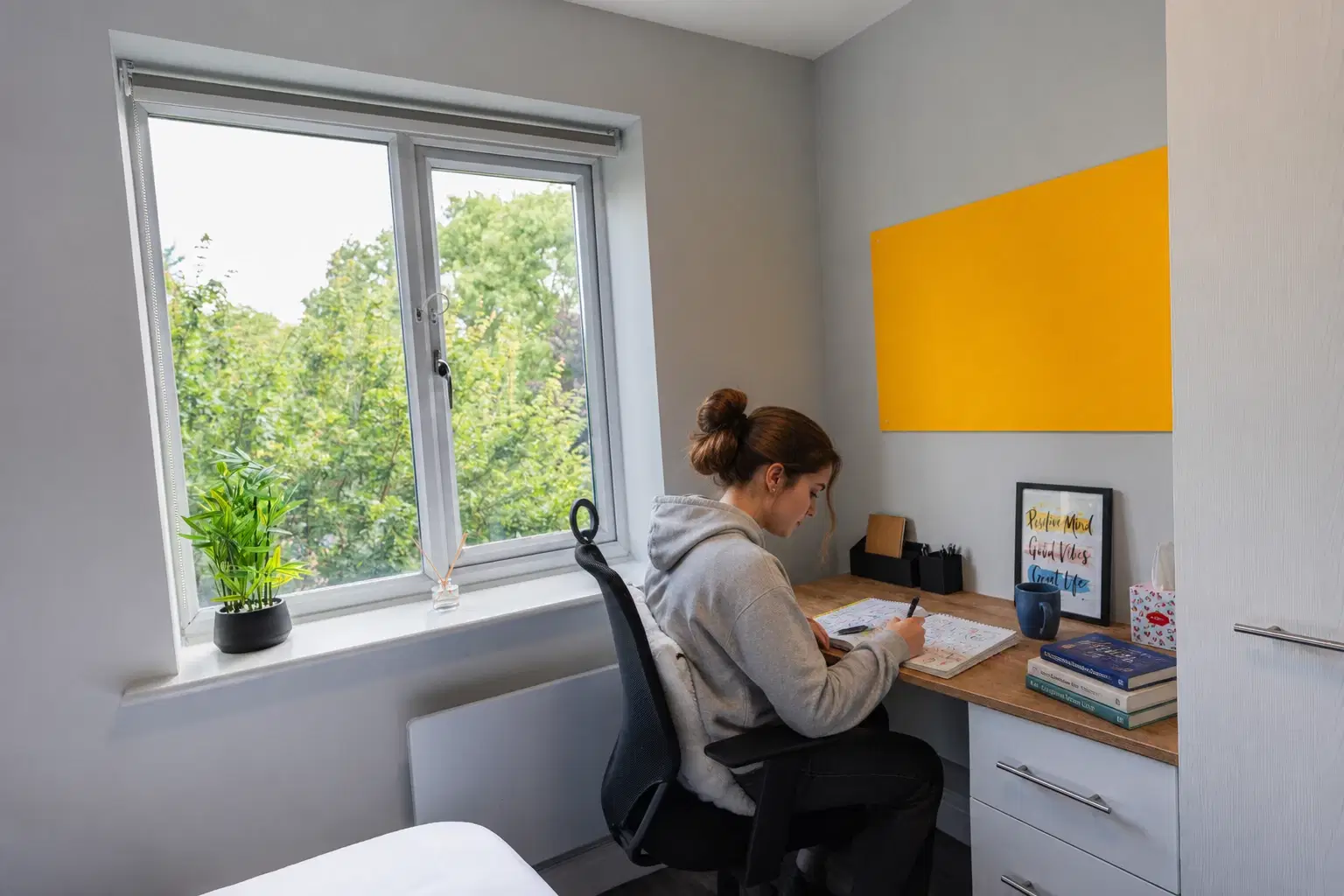 Moss Court, Manchester – Amenities