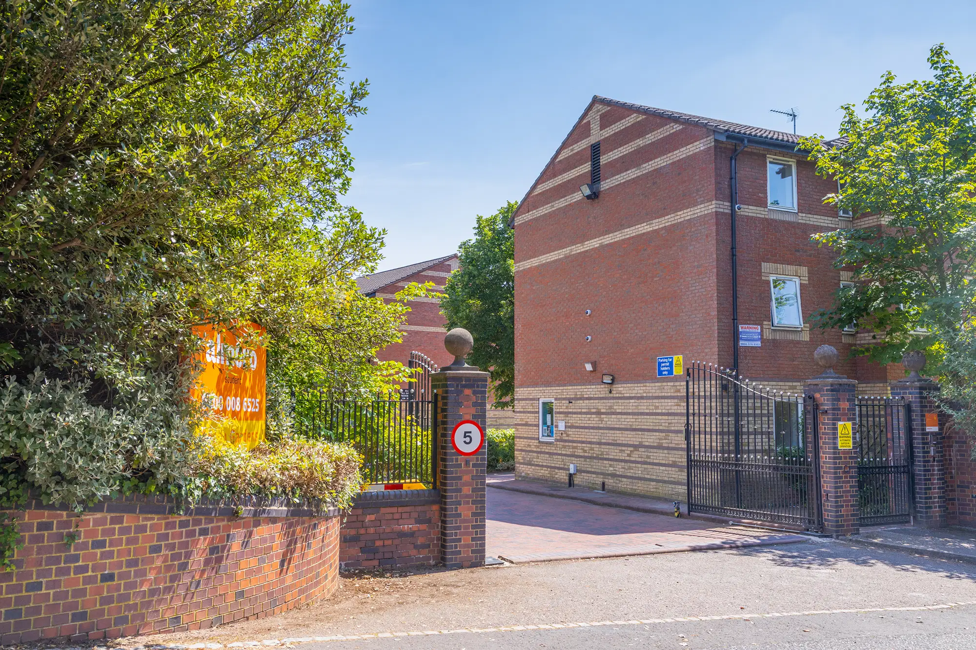Beech Gardens, Birmingham – Exterior