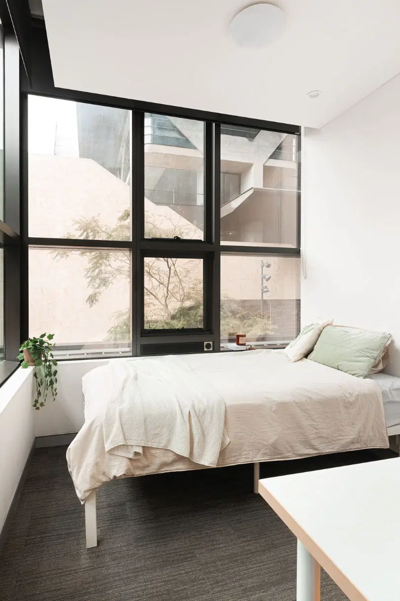 Iglu Central Park Student Accommodation, Sydney – Single Bedroom – 4 Share Apt