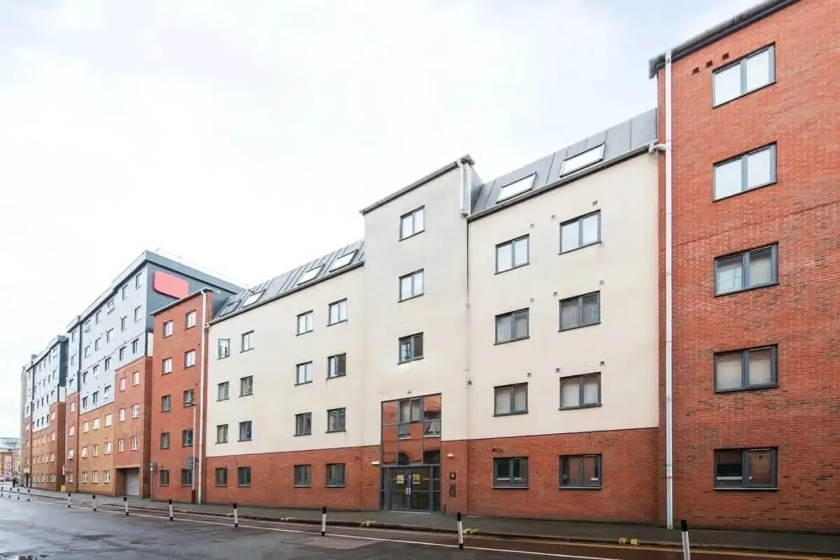 Grange Lane Apartments, Leicester – Exterior