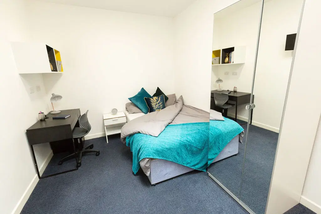 Mercia Lodge, Coventry – Skylight XL Studio